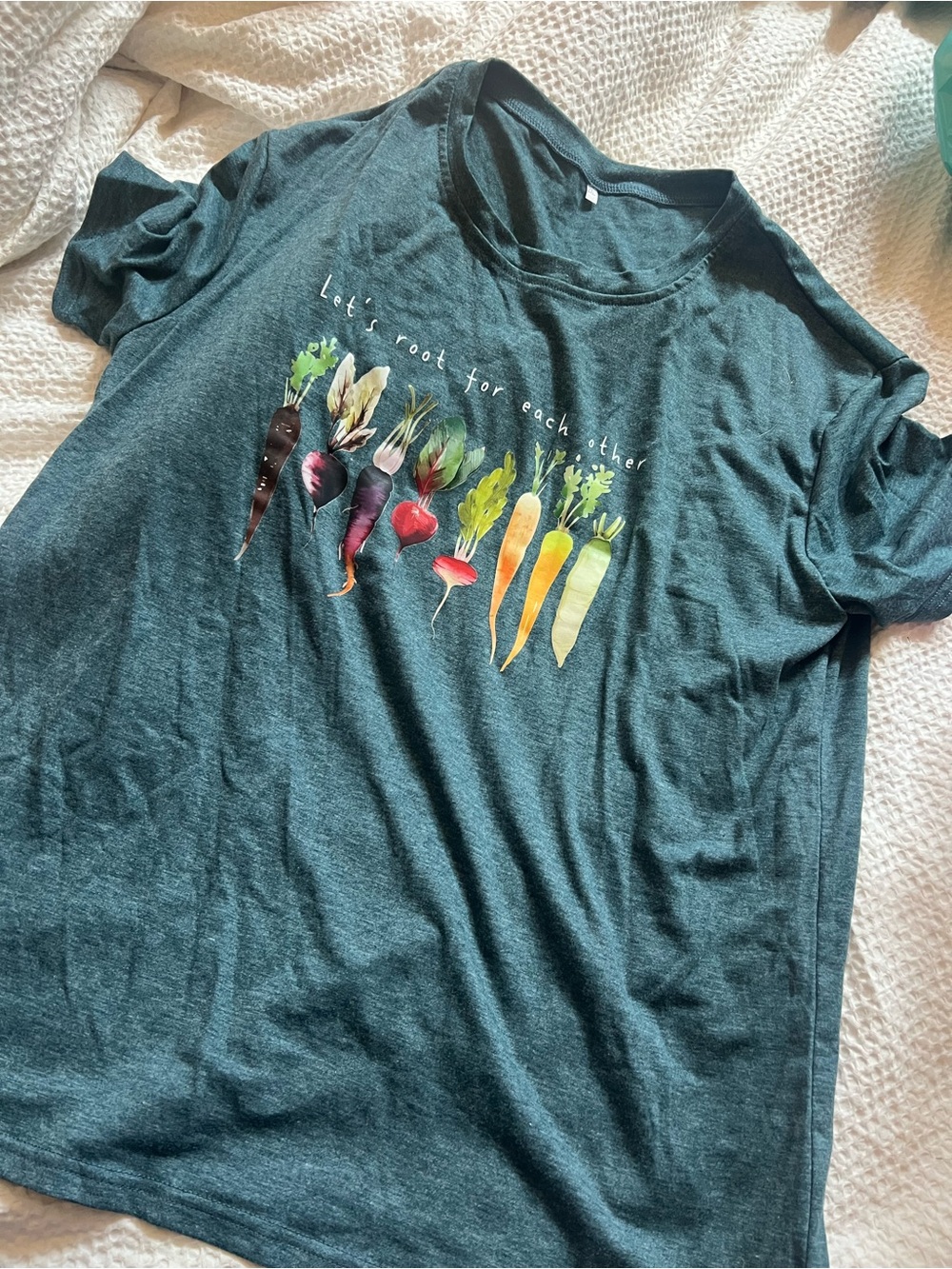 Women’s 2XL garden Themed T-shirt. New without tags